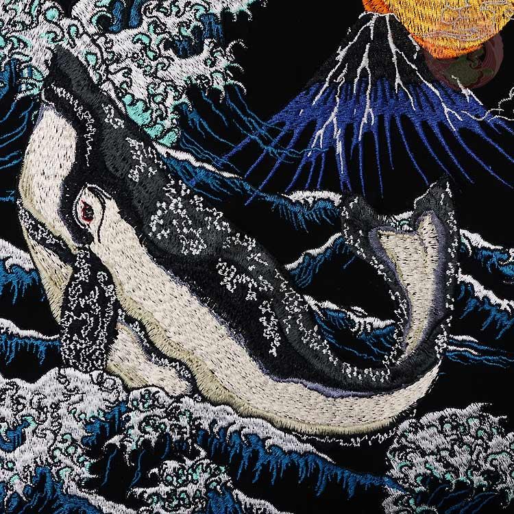 和柄T 花旅楽団 はなたびがくだん スクリプト 波に鯨 刺繍半袖Tシャツ ST-605 |  | 09