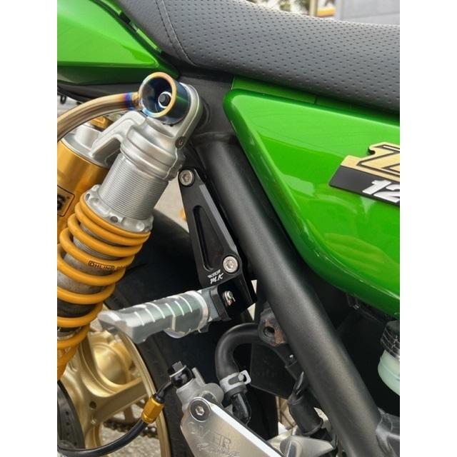ZRX1200 DAEG R 純正タンデムステップ バフ掛け マフラーステー無し ZRX1200DAEG タンデムステップホルダー/シルバーステップ : BSMK工房