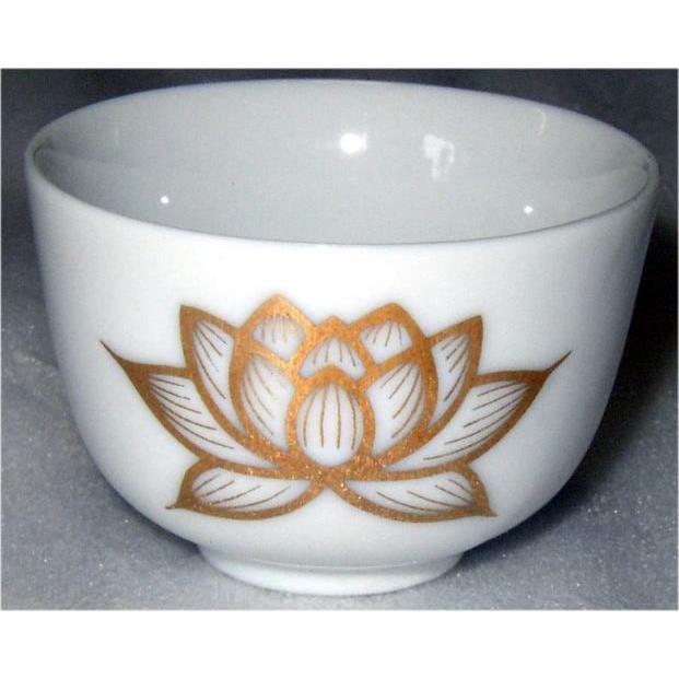 上金蓮小深湯呑/陶器製ミニサイズ /金色の蓮が描かれた湯呑陶器製仏壇