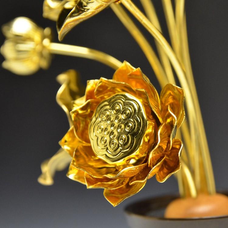 常花 仏壇用 金色の 蓮の花 小常花 真鍮製 金色7号9本立(1対 常花 仏壇用 金色の 蓮の花 小常花 真鍮製 金色7号9本立(1対