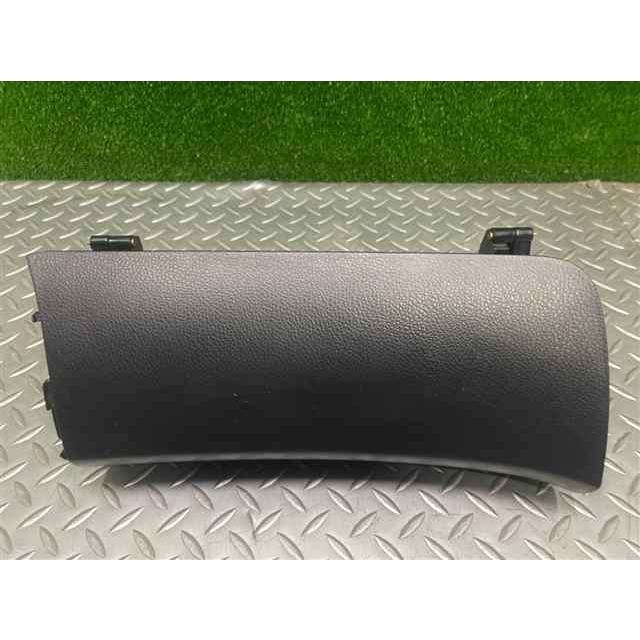 ニッサン セレナ HC26 グローブボックス 小物入れ 小 : Buddy Parts