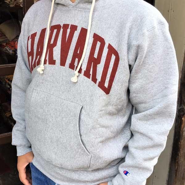 Champion チャンピオン HARVARD ハーバード リバースウィーブ 赤 Champion チャンピオン HARVARD ハーバード リバースウィーブ 赤