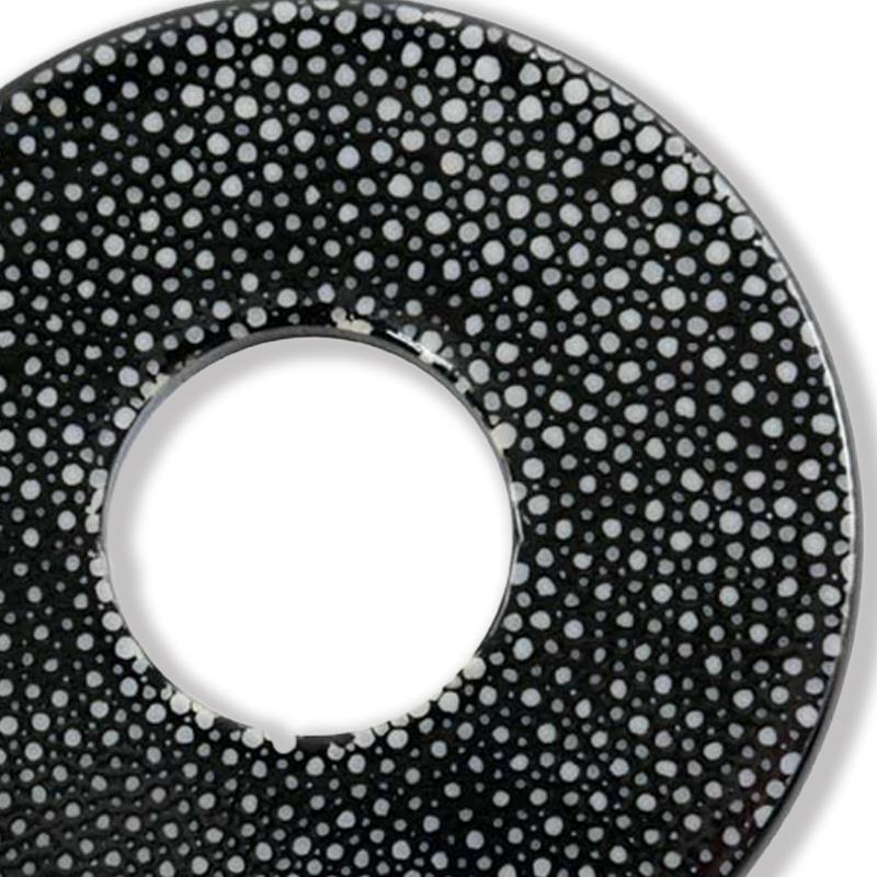 剣道 鍔サメ 革鍔 鮫皮 贈答用 昇段祝 選べる2色 黒 茶 化粧箱付