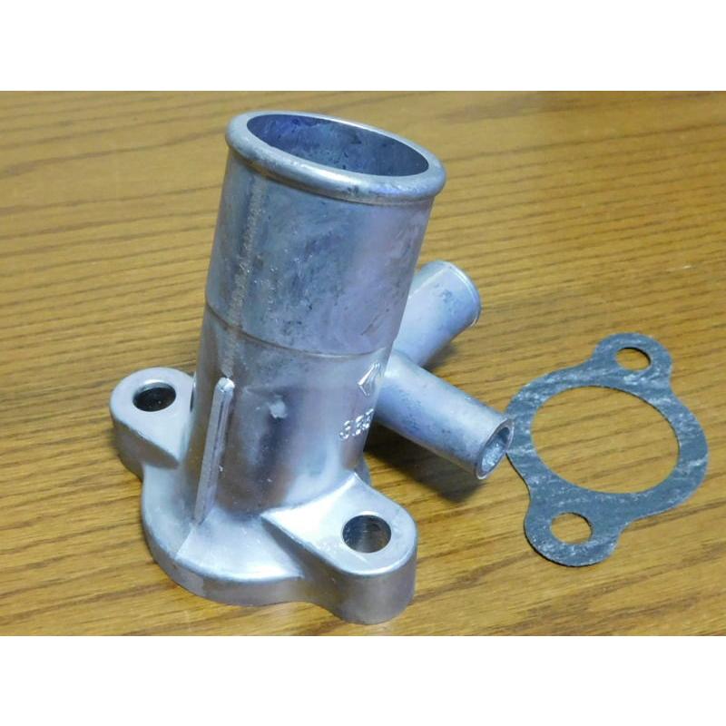 510ブルーバード用ウォーターインレット新品 日産純正品 /L型エンジン 