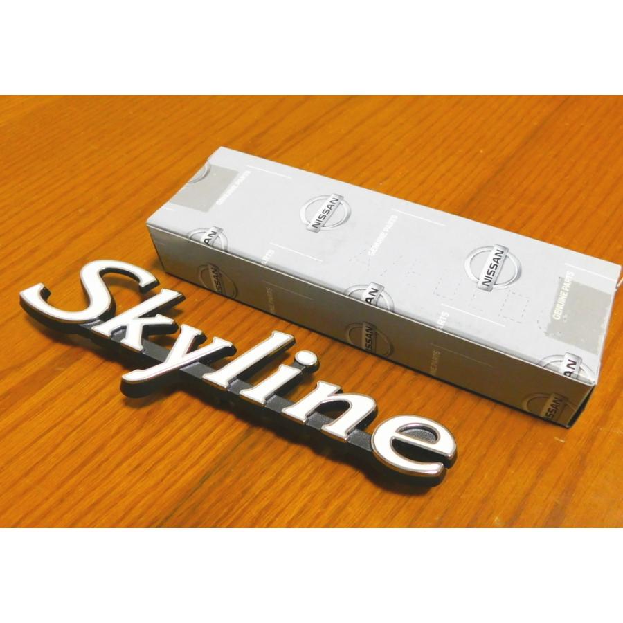 日産純正品 ハコスカ”Skyline”フロントフェンダーエンブレム 4ドア用 