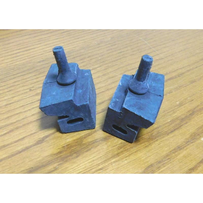 日産純正品 サニーB110サニトラB122用 ボンネット当たりゴム2個セット