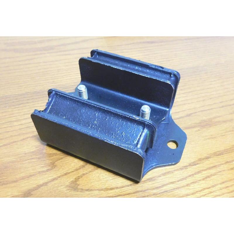ハコスカ用ミッションマウント新品 日産純正品 GC10/KGC10/KPGC10