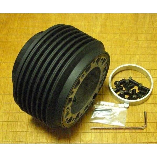 ハコスカ用ステアリング/ボス新品 ハンドルのボス GC10/KPGC10/PGC10