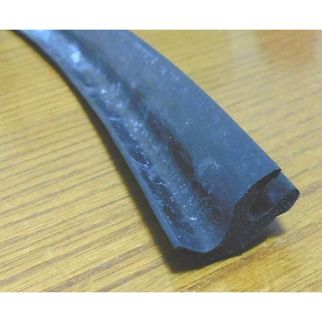 S30Z用新品-カウルトップのゴム新品 フェアレディZ*240Z/S31Z/GS30
