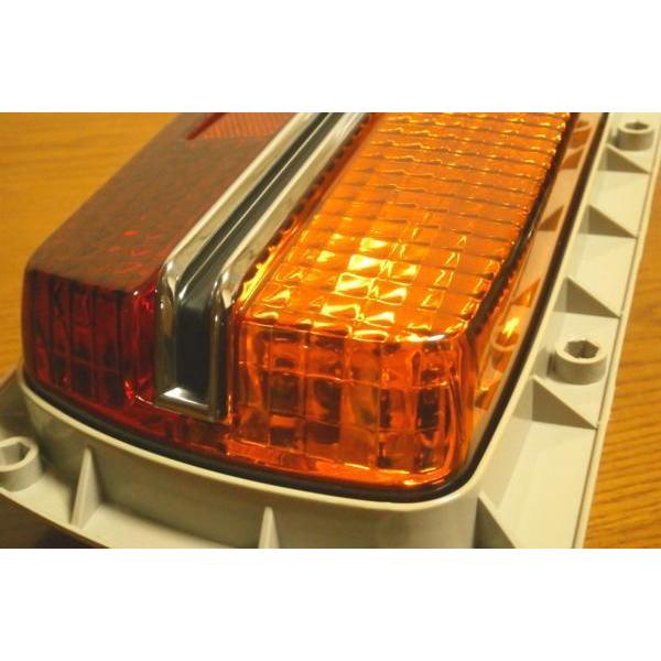 送料無料☆S30Z用新品-ワンテールランプ/フェアレディZ/240Zテール