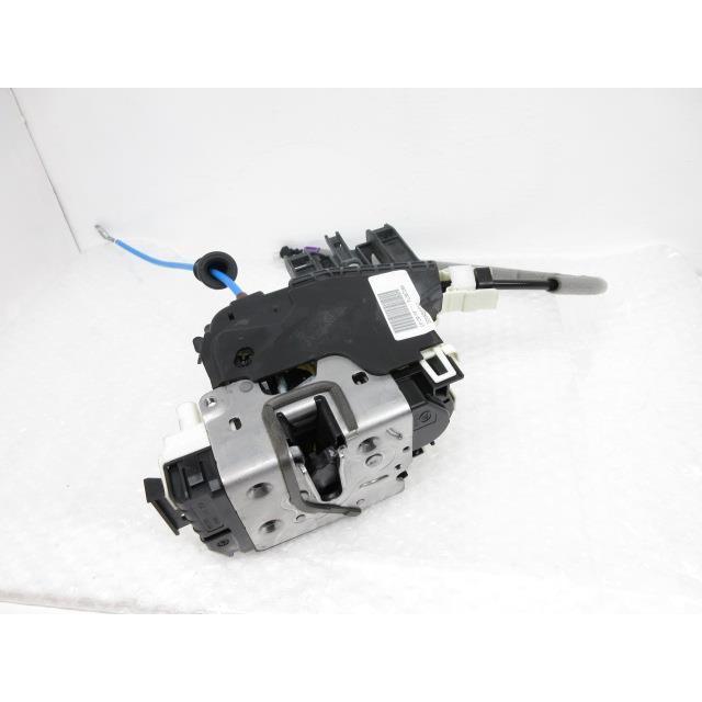 ロックメイス H25 ベンツ A180 W176 DBA - 176042 左前 ドア ロック ソレノイド
