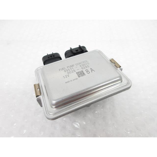 R2 ヤリス MXPA10 (3) フューエル ポンプ コントロール 89571-K0010