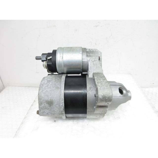 R3年 ヤリス 5BA-KSP210 スターター セルモーター 28100-0Q160 R3年 ヤリス 5BA-KSP210 スターター セルモーター 28100-0Q160