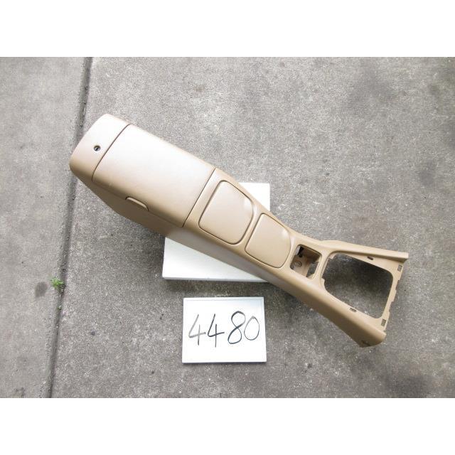 ロードスター 13年 GF-NB8C VS センターコンソールボックス 182835 4480 : ぶひん屋 ヤフーショップ - 通販 ...