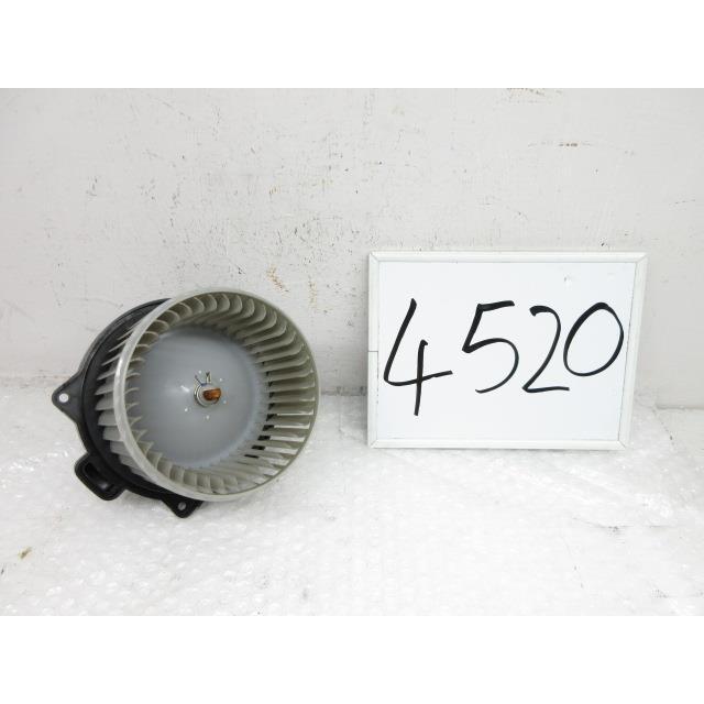 24年 ジムニー ABA-JB23W ヒーターブロアモーター   74150-81A01 185784 4520｜buhinnyashop｜02