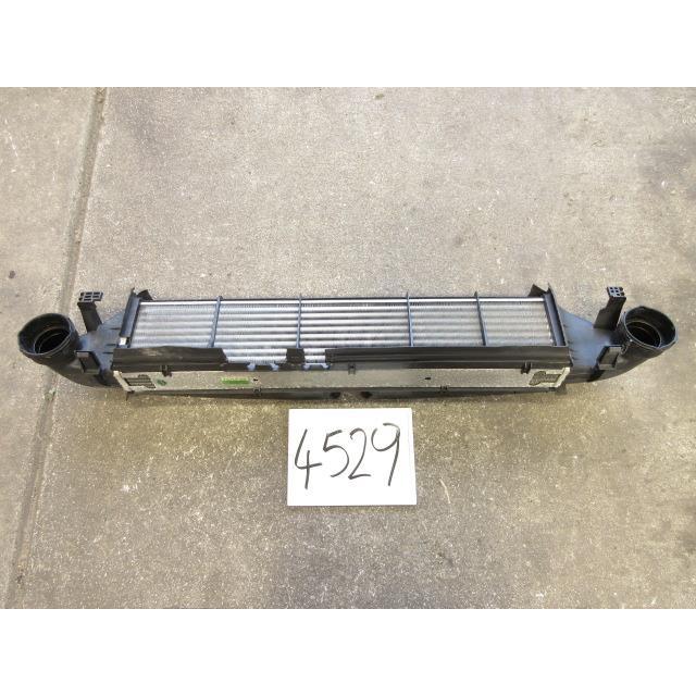 2003年 ベンツ C180 GH-203046 W203 インタークーラー A2035000000