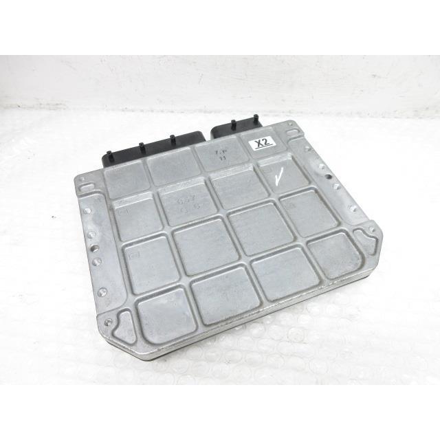 プリウス H24 ZVW30 (1) エンジンコンピューター 275400-8761 89660