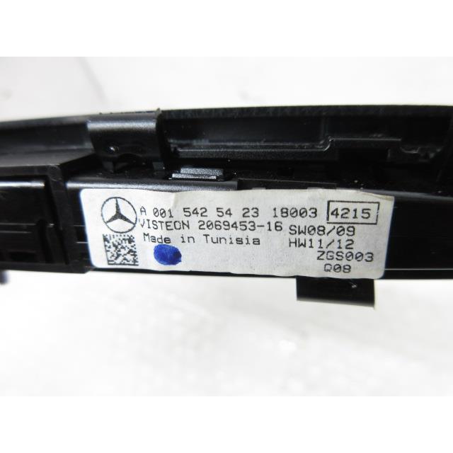 2018年 ベンツ B180 W246 246242 (2)ソナー表示計 2069453-16