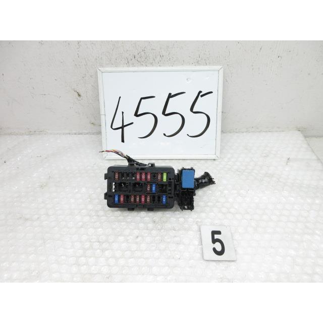 キャリイ R4年 キャリィ 3BD-DA16T (5) ヒューズボックス 室内中央