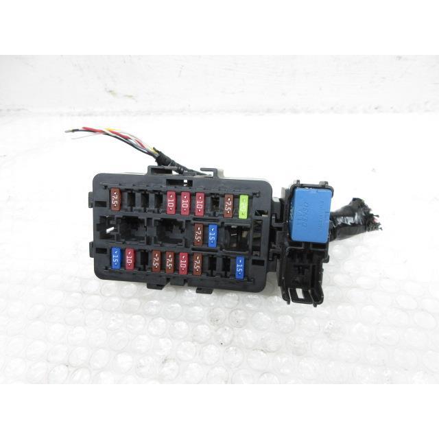 キャリイ R4年 キャリィ 3BD-DA16T (5) ヒューズボックス 室内中央