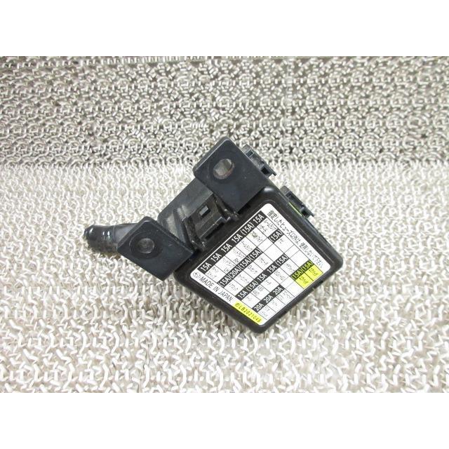 サンバー 22年 EBD-TT2 TB 4WD (4) ヒューズボックス 室内右側 サンバー 22年 EBD-TT2 TB 4WD (4) ヒューズボックス 室内右側