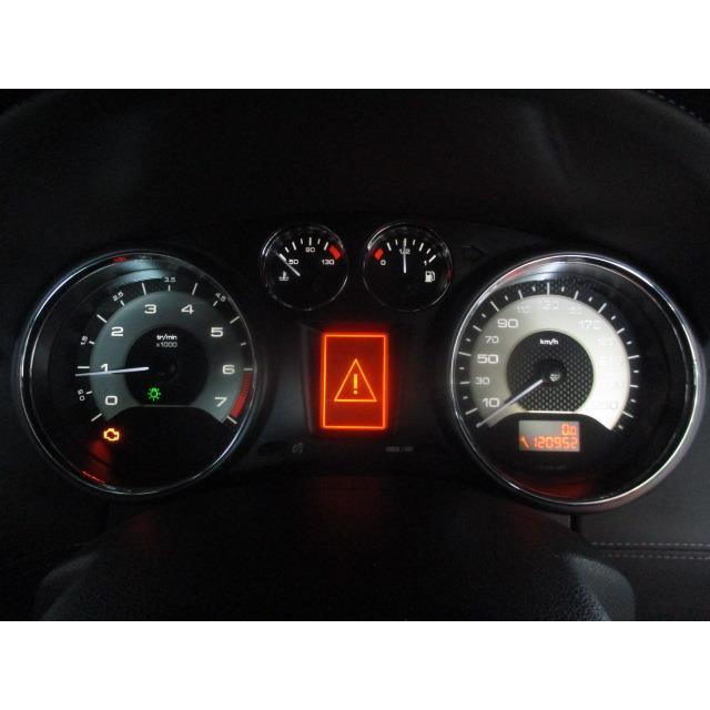 2011年 プジョー RCZ ABA-T7R5F02 スピードメーター 120952km