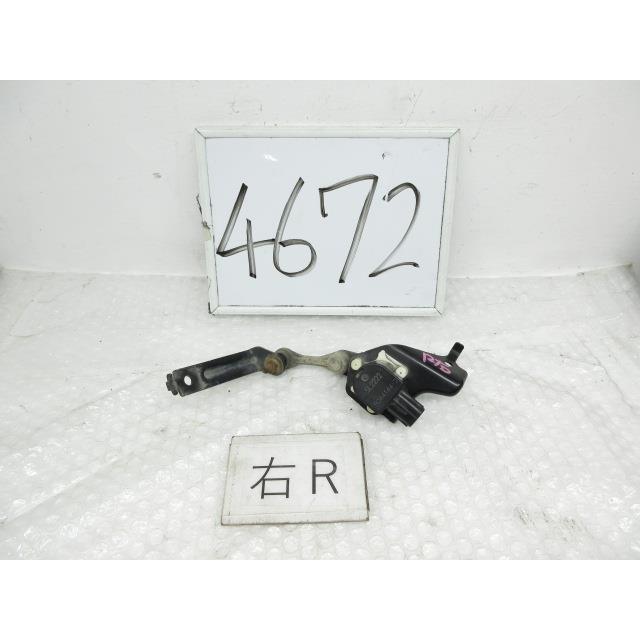 ヴォクシー 28年 ハイブリッド ZWR80W 右後 ハイトコントロール