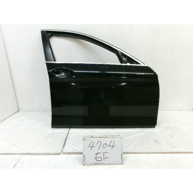 送料込  F10 5シリーズ 右前ドアガラス 2010年 BMW F10 523i FP25 右Fドアパネル 475 ブラック 199726 4704