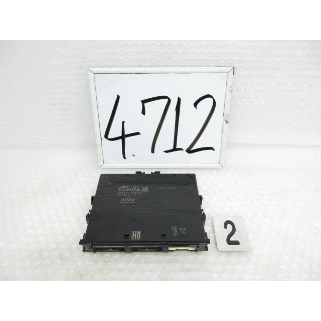 シエンタ(車) 29年 シエンタ ハイブリッド NHP170G (2)スマートキー