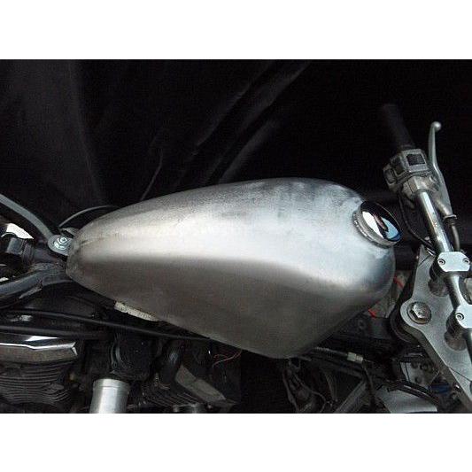 部品屋k＆w製 バルカン400 チョップドハイマウント スポーツスタータンク