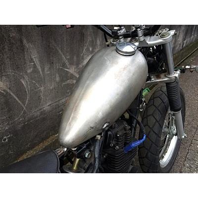 マスタングタンク/TW225 TW200_2
