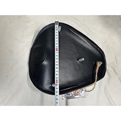 専用ソロ居敷きKIT 弾機印字機(本革サドル居敷き)縦タック渦巻形 黒いこと C/250TR