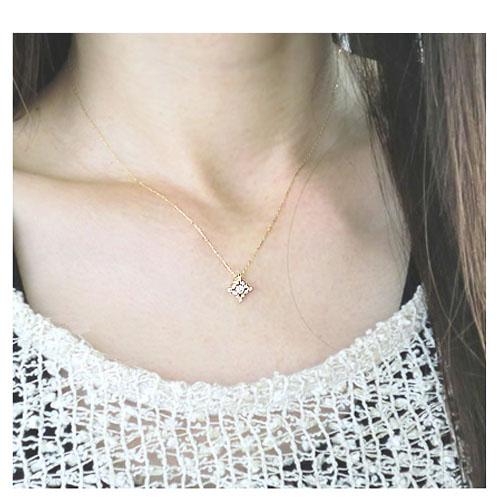 ネックレス K18 k18 ダイヤモンド 0.15ct 誕生石 18金 取り巻き 