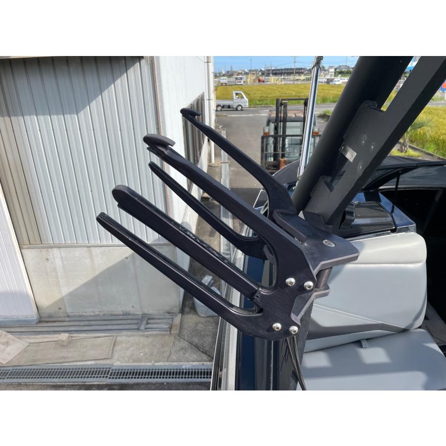 プレジャーボート AXIS T23 整備済み 波◎ 状態◎ エンジン新品 一部シート貼り替え ボタンひとつで波が作れる |  | 14