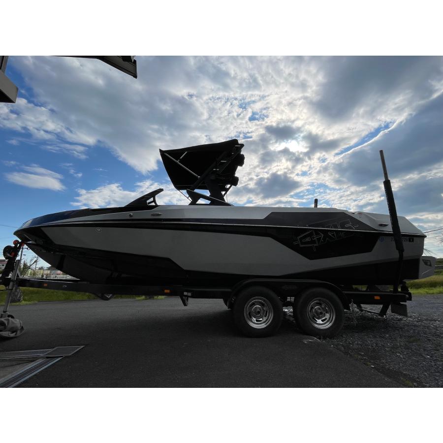 プレジャーボート AXIS T23 整備済み 波◎ 状態◎ エンジン新品 一部シート貼り替え ボタンひとつで波が作れる |  | 03