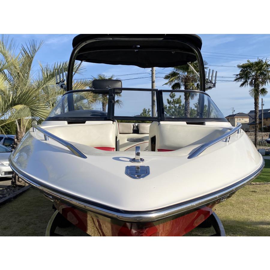 プレジャーボート Malibu 23 XTi 整備済み 波◎ 状態◎ ラウンジシートタイプ Indmarエンジン 340馬力 センターエンジンの画像