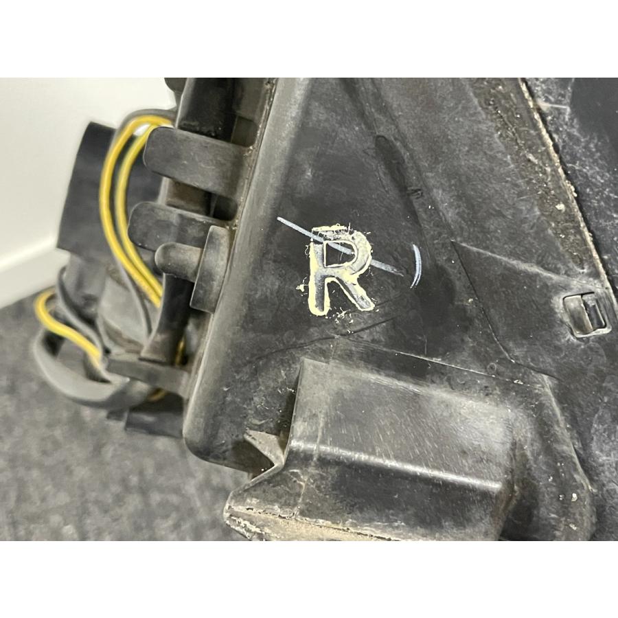 ☆スカイライン V35 クーペ 後期 HID ヘッドライト 右 ☆2707 |  | 03