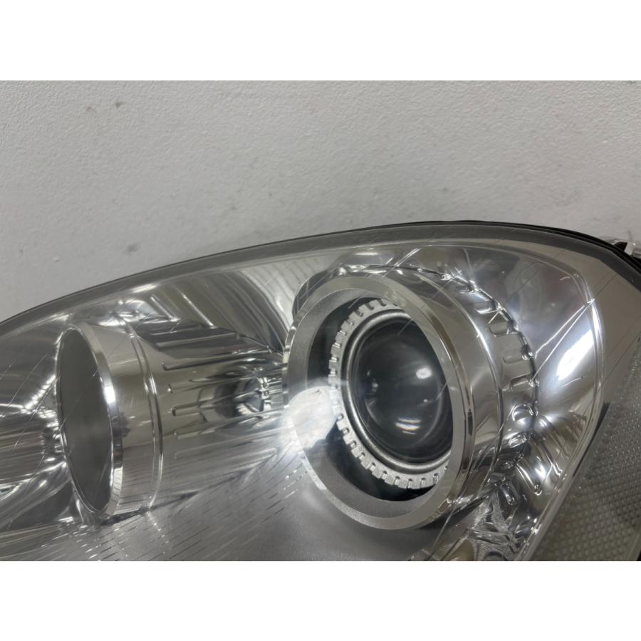 ベンツML左ヘッドライト