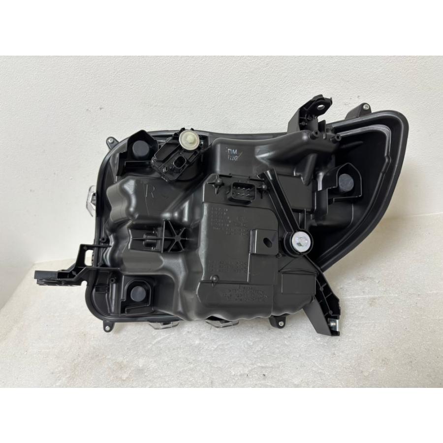 ダイハツ タントファンクロス LA650S LED 左右ヘッドライト LEDライセンスランプ 1P ホワイト 高輝度LED -LA650S/LA660S