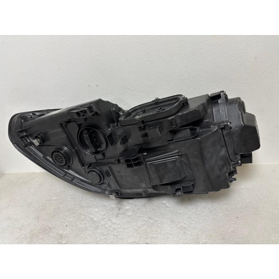 ☆ ポルシェ パナメーラ 970 後期 LED ヘッドライト 右 ☆5715 |  | 02