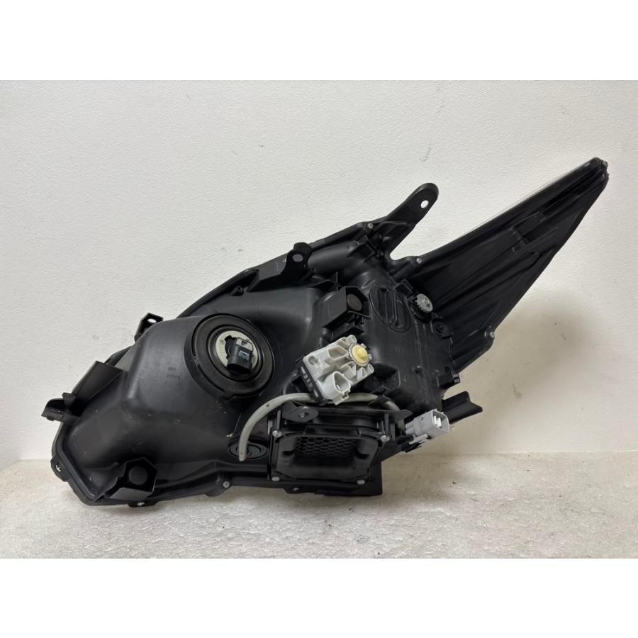 ☆ プリウス 30系 ZVW30 47-49 刻印サ 後期 LED ヘッドライト 右 ☆51028 |  | 02