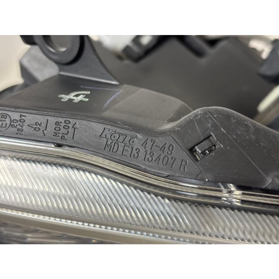 ☆ プリウス 30系 ZVW30 47-49 刻印サ 後期 LED ヘッドライト 右 ☆51028 |  | 03