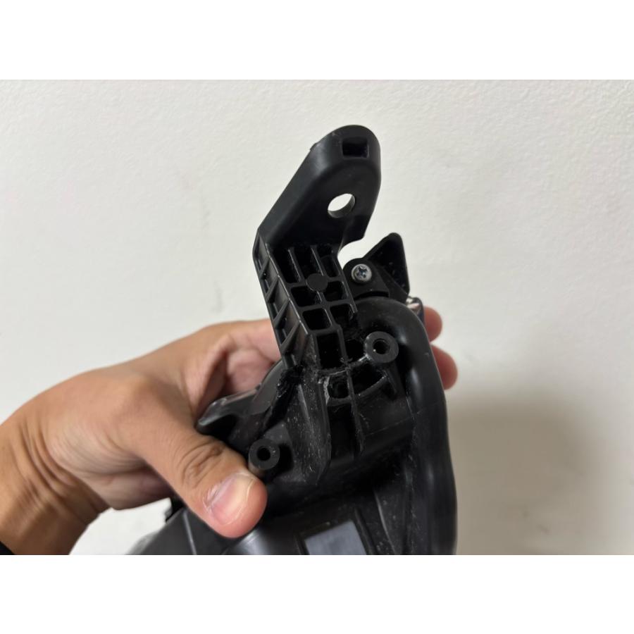 ☆良品☆ ノア S 90系 MZRA90W ZWR90W 3眼 ND V1-2 LED ヘッドライト 右 ☆51231 |  | 06