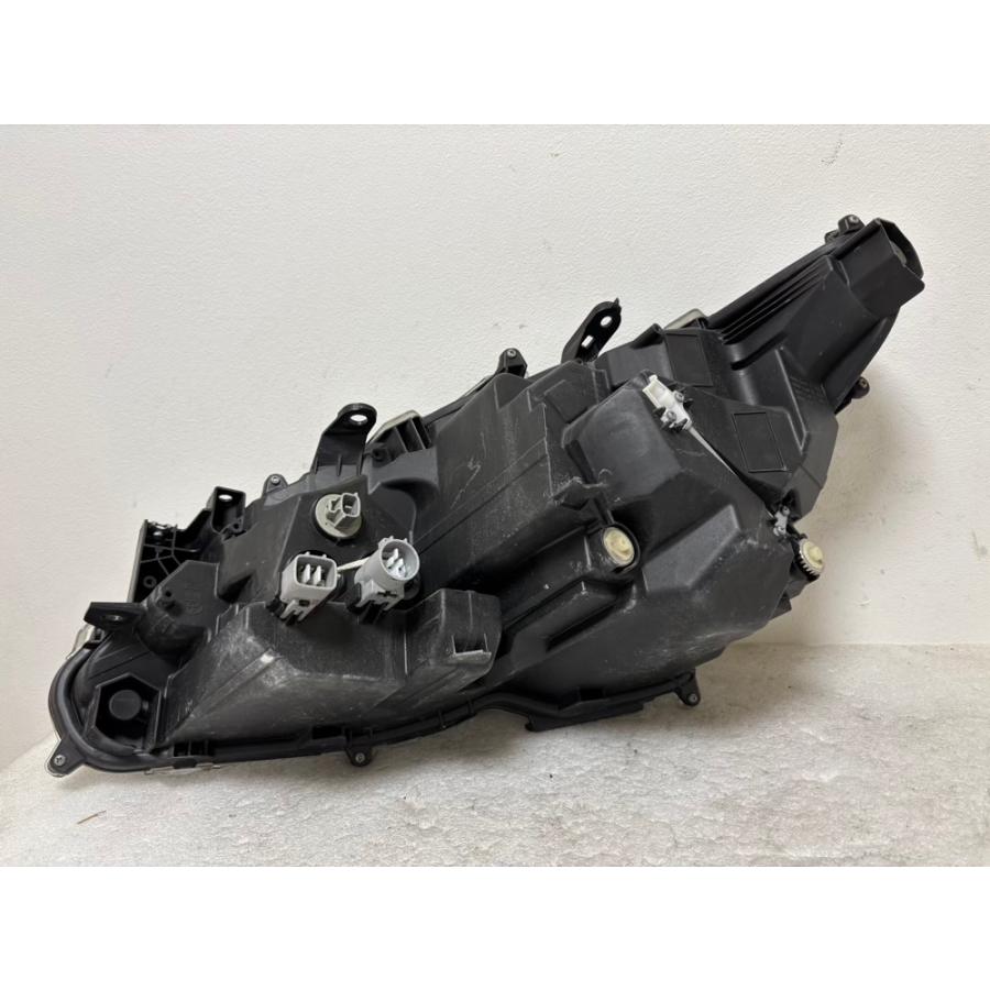 ☆取付破損無し☆ クラウン 210系 GRS210 後期 刻印W 30-443 ヘッドライト 右 ☆6107 |  | 02