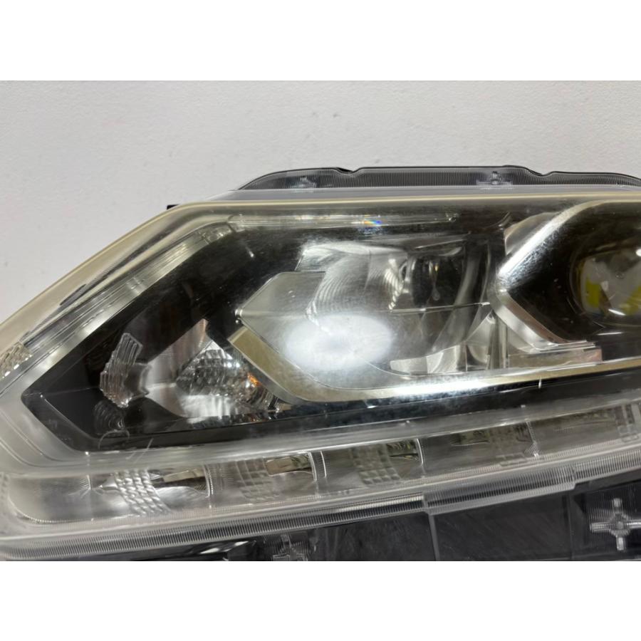 ☆破損無☆ エクストレイル T32 前期 刻印F 100-17942 LED ヘッドライト 左 ☆6528 |  | 05