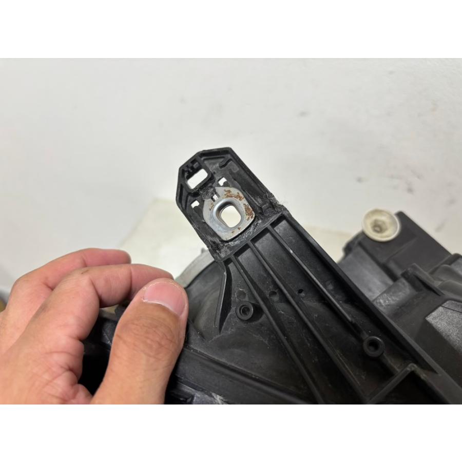 ☆欠損無☆ ベンツ Aクラス W176 後期 LED ヘッドライト 右 ☆6712 |  | 04