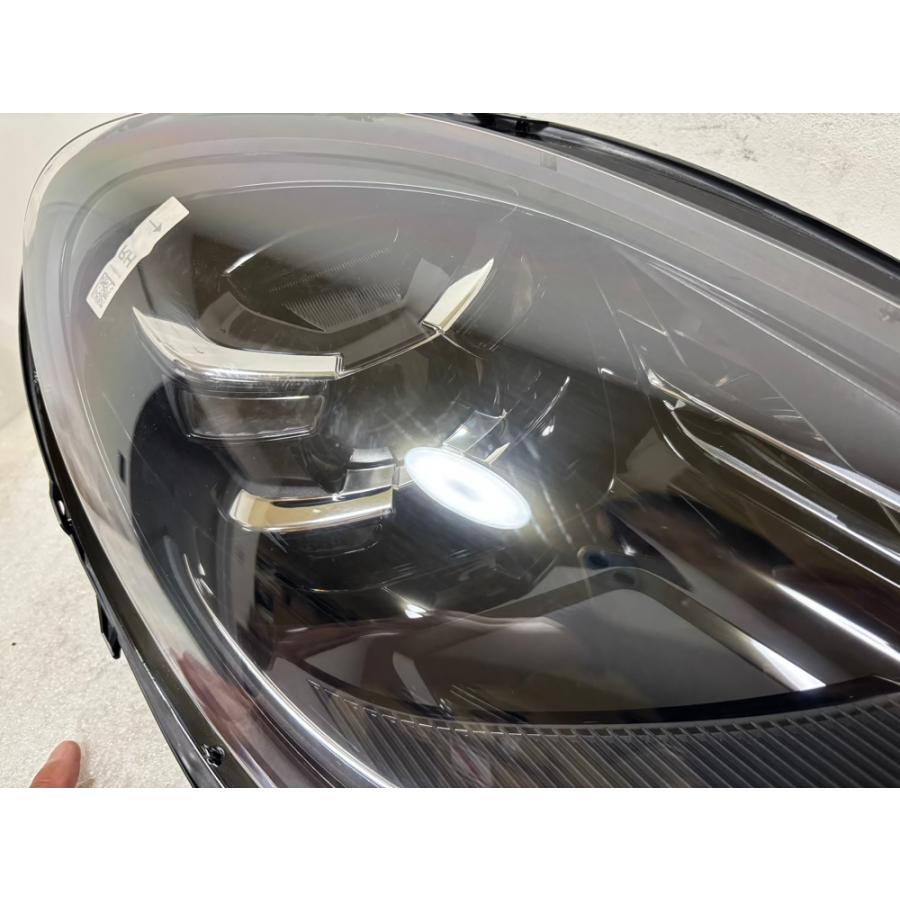 ☆ ポルシェ マカン 95B LED ヘッドライト 右 ☆6727 |  | 04