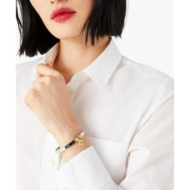 ケイトスペード ブレスレット ジュエリー アクセサリー 女性 プレゼント 誕生日 ロック アンド スペード チャーム バングル 新作 K6232 幸運 お守りラピスラズリ 水晶 最強の幸運をもたらすパワーストーンブレス ９月の誕生石 天然石ブレス 天然石アクセサリー(17センチ) SK1230356140(11445円)