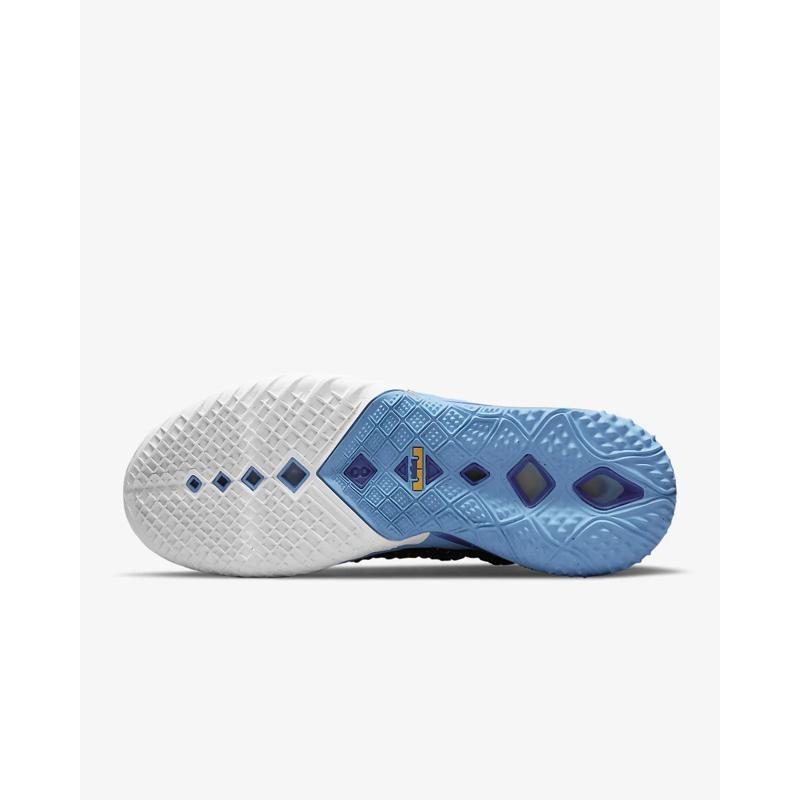 テレビで話題 ズームダイナスティ バッシュ 期間限定値下げ ナイキ バスケットボール