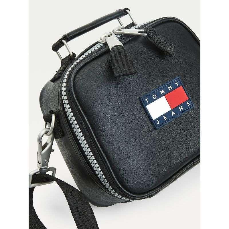 トミーヒルフィガークロスボディ ショルダーバッグ レディース 小物入れ 斜め掛け 鞄 カバン 新作 TOMMY 